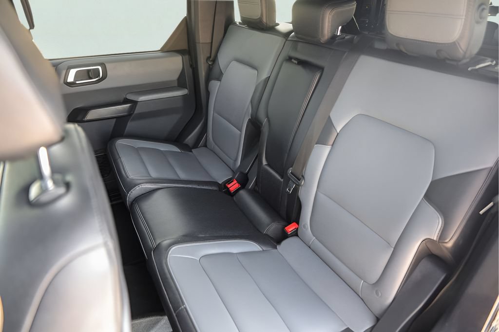 Used 2024 Ford Bronco Everglades AWD/4WD image 25