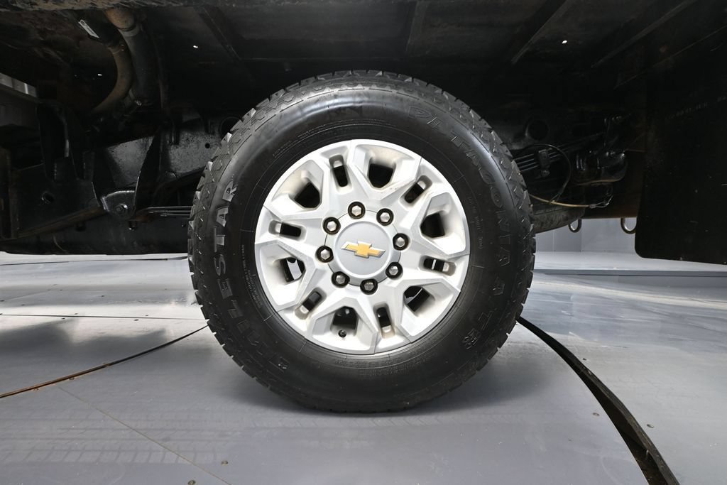 Used 2023 Chevrolet Silverado 2500 LT AWD/4WD image 16