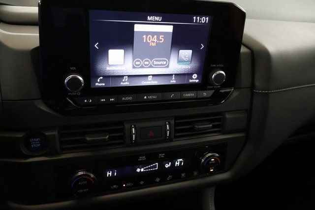 New 2025 Nissan Pathfinder S image 17