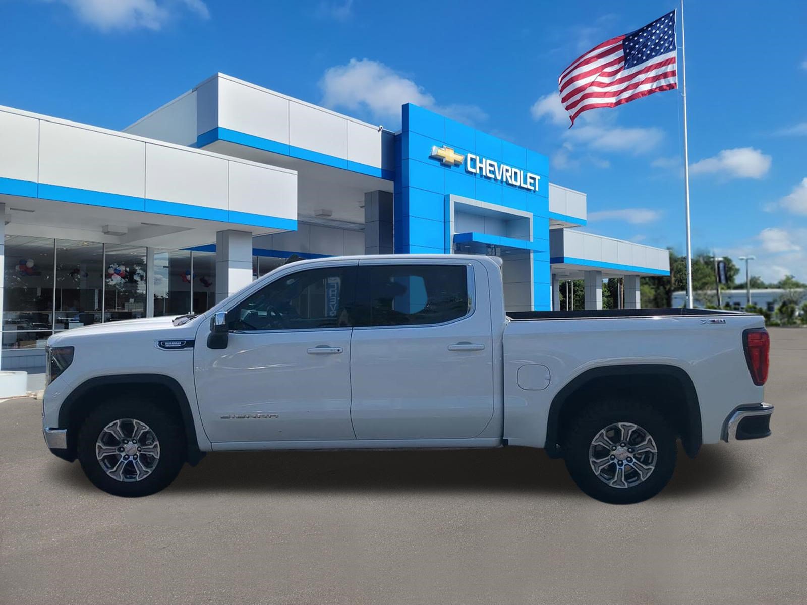 Used 2023 GMC Sierra 1500 SLE AWD/4WD image 8