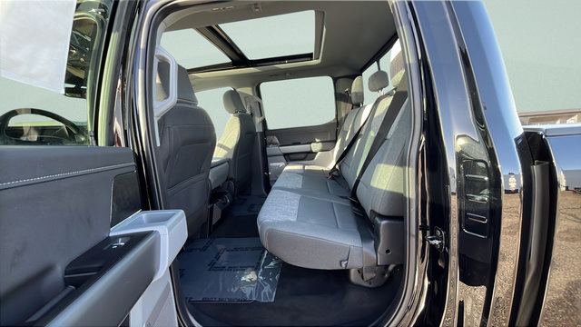 New 2026 Ford F350 XLT w/ XLT Premium Package AWD/4WD image 22