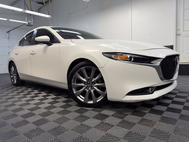 Used 2021 MAZDA MAZDA3 s FWD image 1