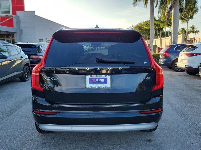 Used 2022 Volvo XC90 T6 Momentum w/ Protection Package Premier image 5