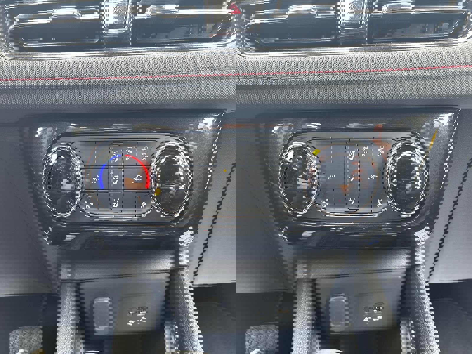 New 2026 Chevrolet TrailBlazer RS w/ Driver Confidence Package image 21