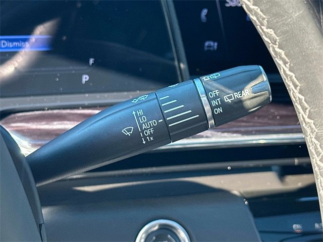 Used 2023 Cadillac Escalade V image 10