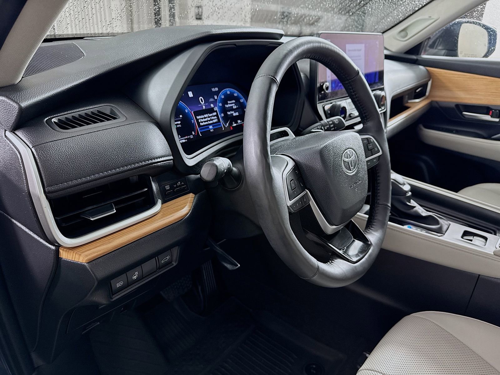 Certified 2025 Toyota Grand Highlander AWD image 7