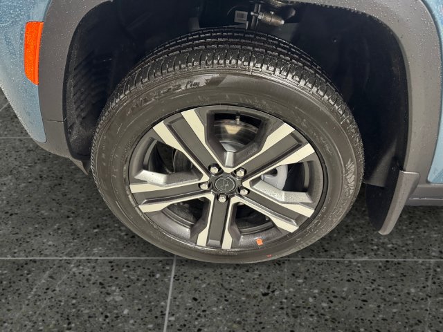 New 2027 Jeep Grand Cherokee Limited AWD/4WD image 29