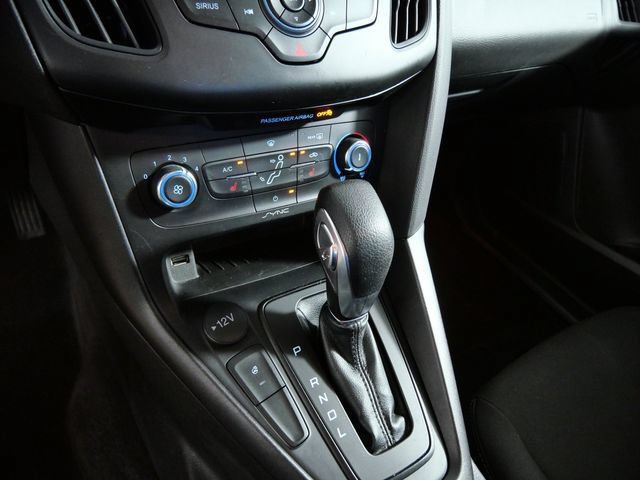 Certified 2018 Ford Focus SE w/ Cold Weather Package FWD image 18