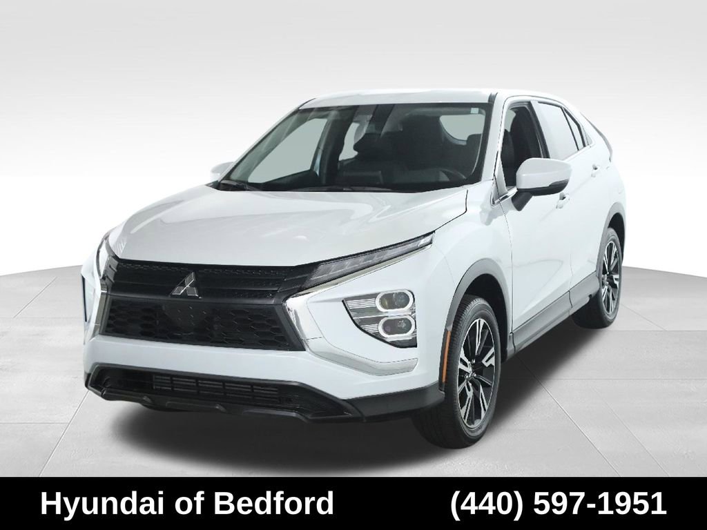 Used 2025 Mitsubishi Eclipse Cross AWD image 3