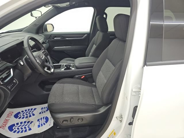 Used 2025 GMC Acadia Elevation FWD image 8
