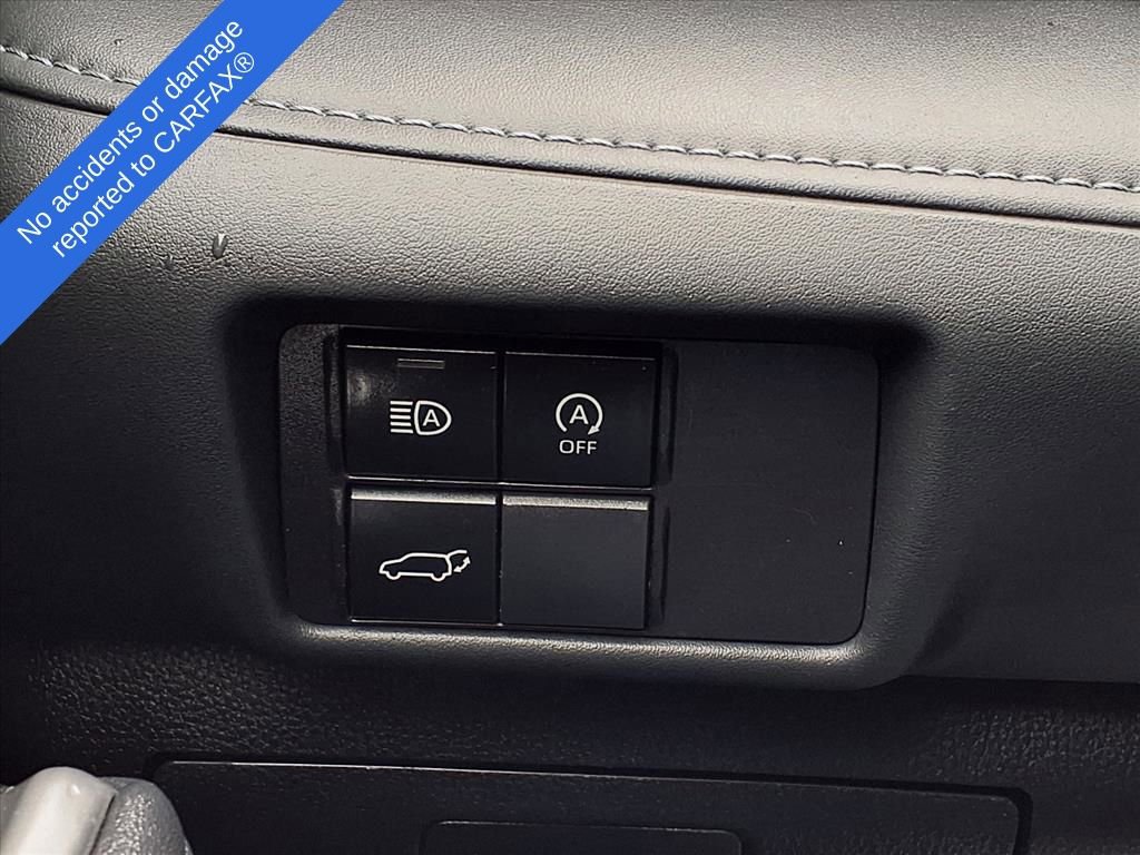 Used 2023 Toyota Highlander XLE image 33