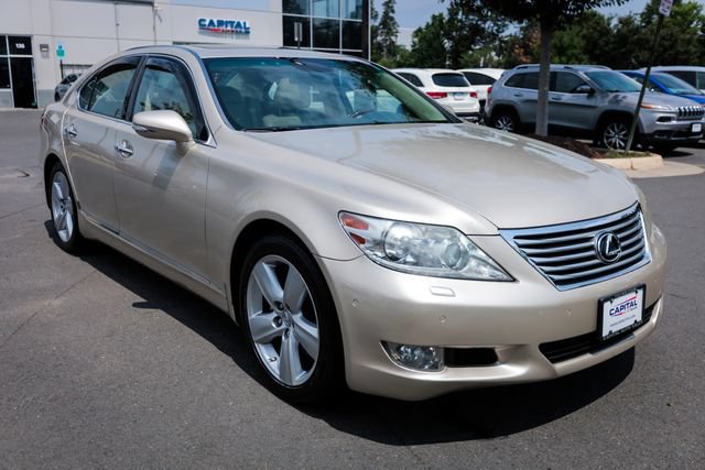 Used 2010 Lexus LS 460 RWD image 5