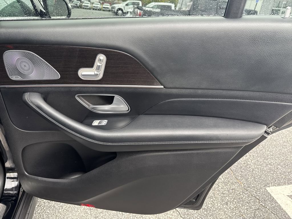 Used 2020 Mercedes-Benz GLS 450 4MATIC image 16