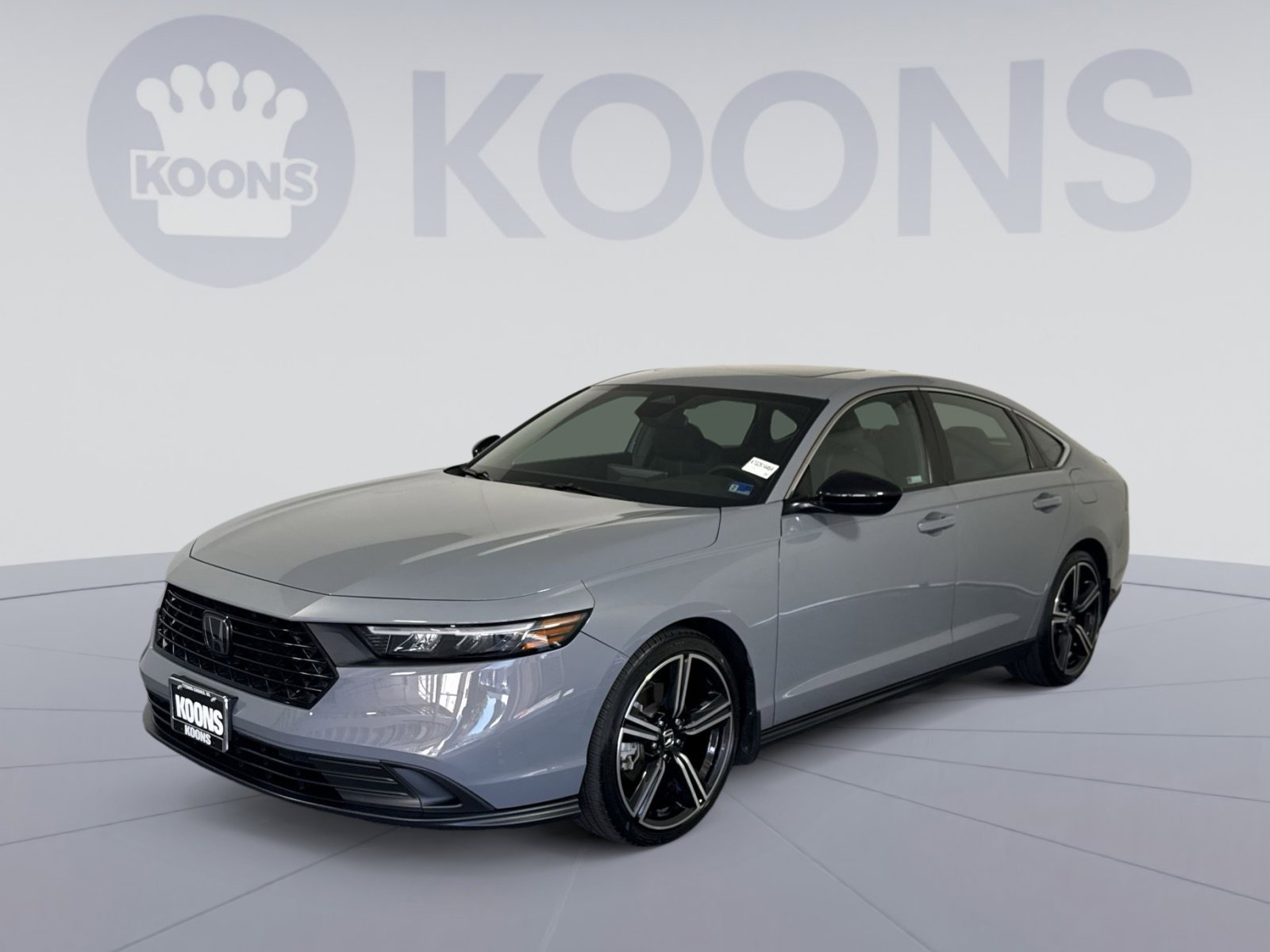 Used 2023 Honda Accord Sport image 1