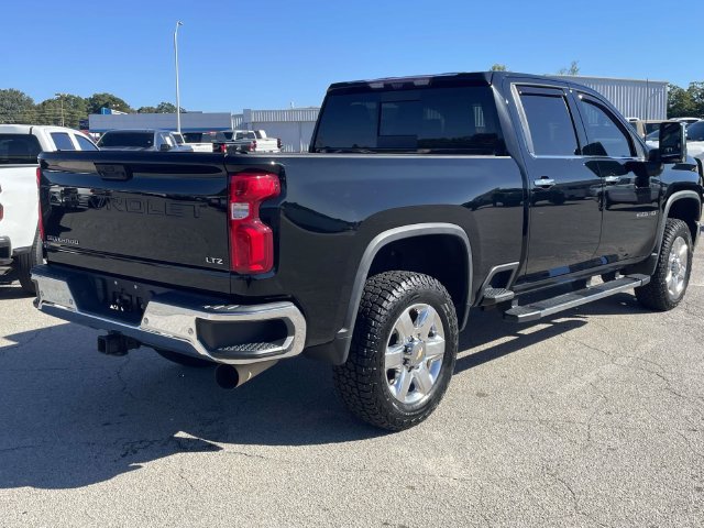 Used 2021 Chevrolet Silverado 2500 LTZ w/ LTZ Premium Package AWD/4WD image 3