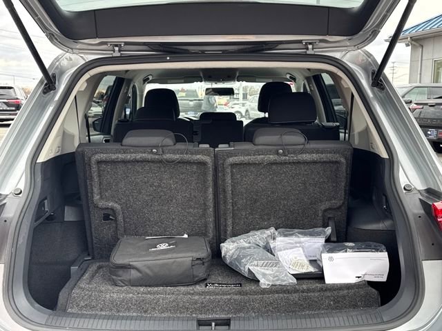 Used 2022 Volkswagen Tiguan S image 11