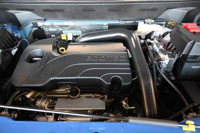 New 2027 Chevrolet Equinox RS w/ LPO, Floor Liner Package FWD image 30