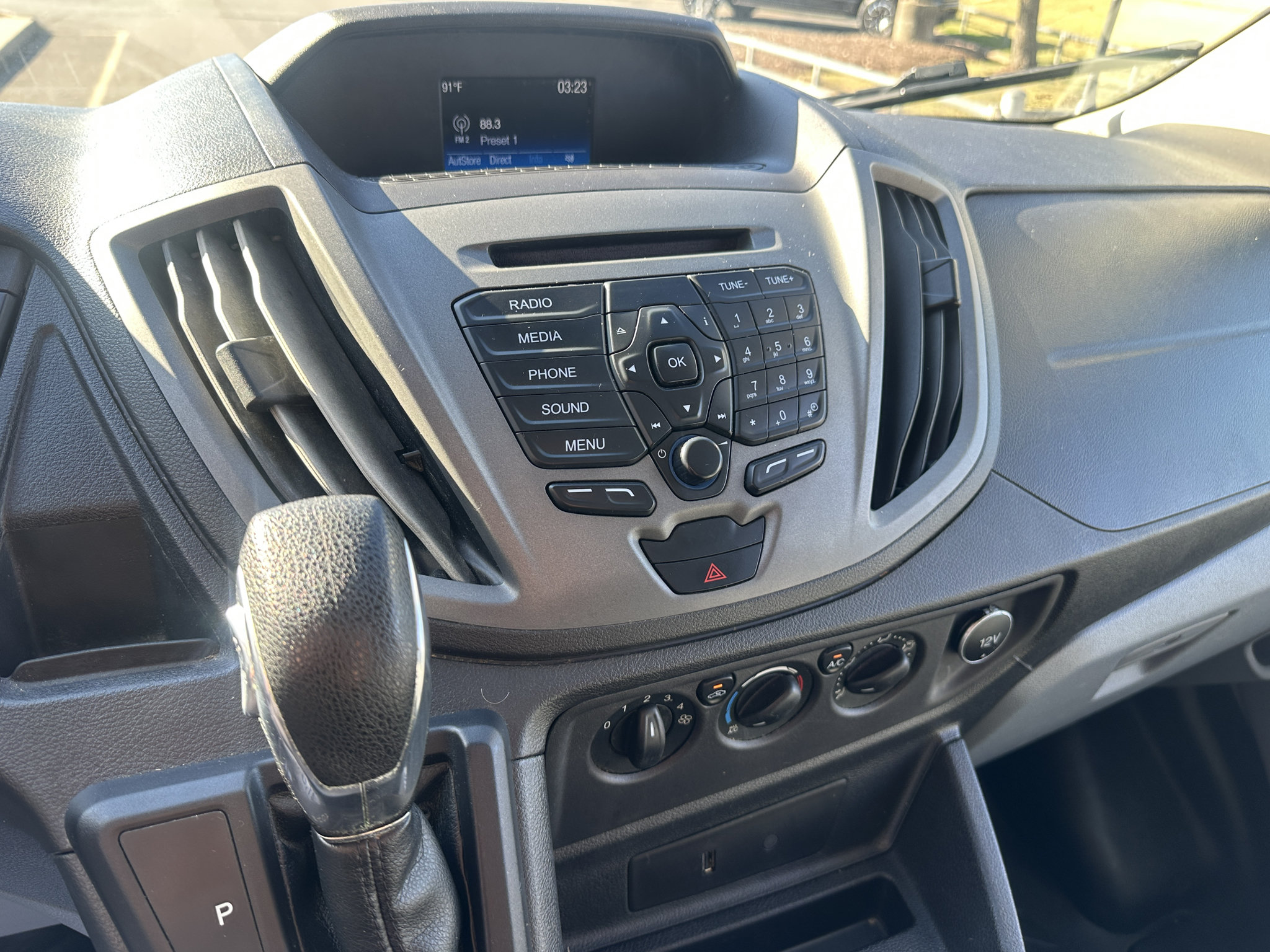 Used 2018 Ford Transit 350 XL RWD image 25