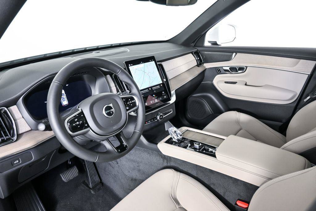 New 2026 Volvo XC90 B6 Plus AWD/4WD image 5