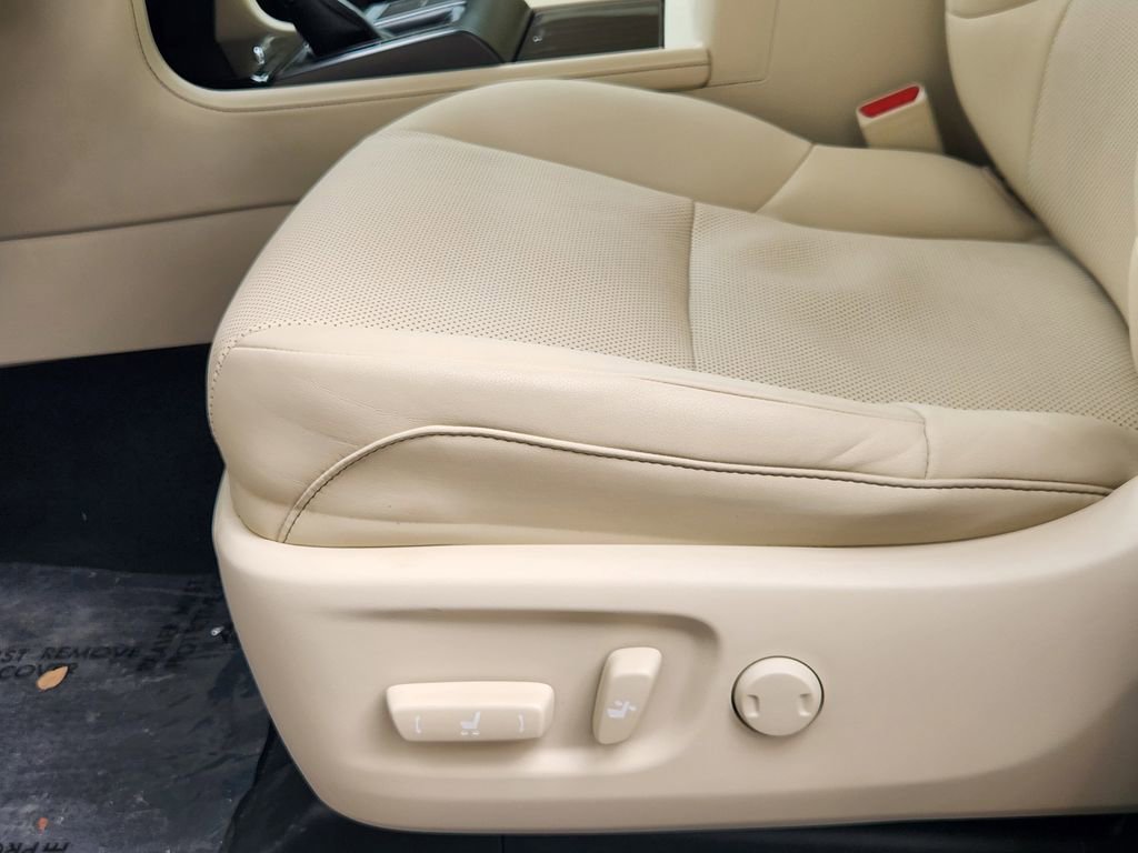 Used 2023 Lexus GX 460 Premium image 24