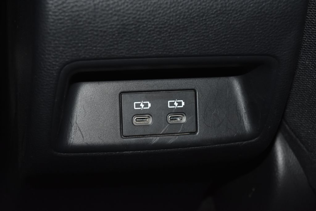 Used 2023 Toyota Corolla SE w/ SE Premium Package FWD image 19