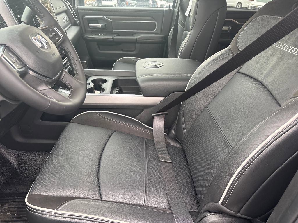 New 2026 RAM 4500 Tradesman w/ Laramie Trim Package image 19