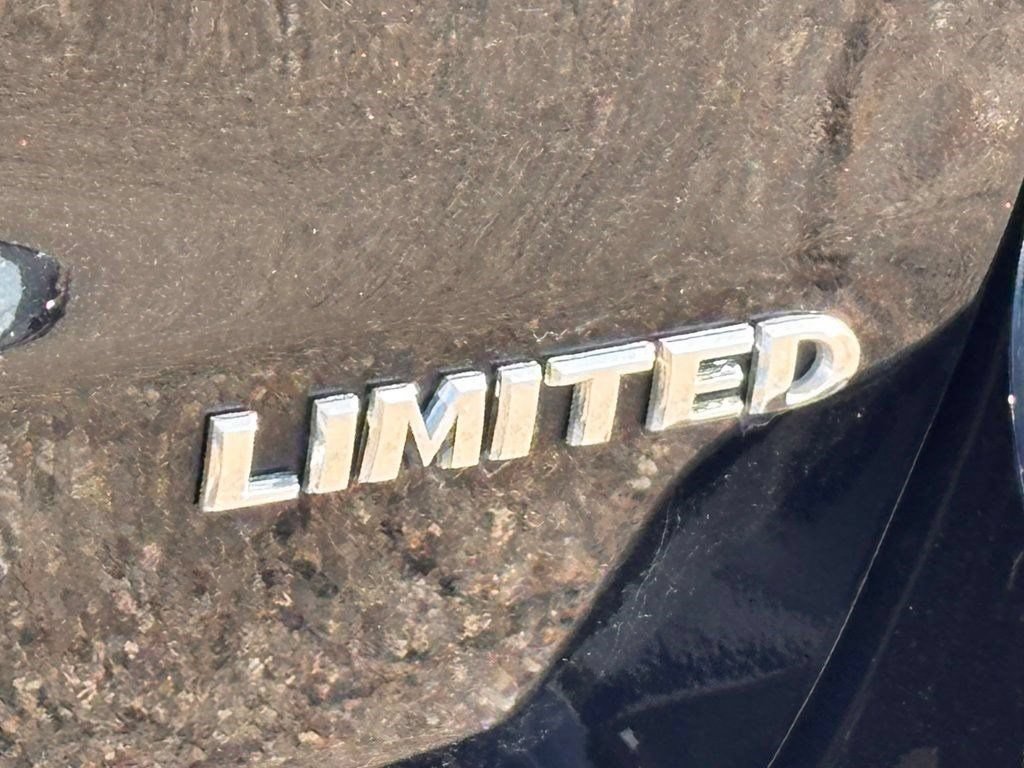 Used 2022 Jeep Grand Cherokee Limited AWD/4WD image 9