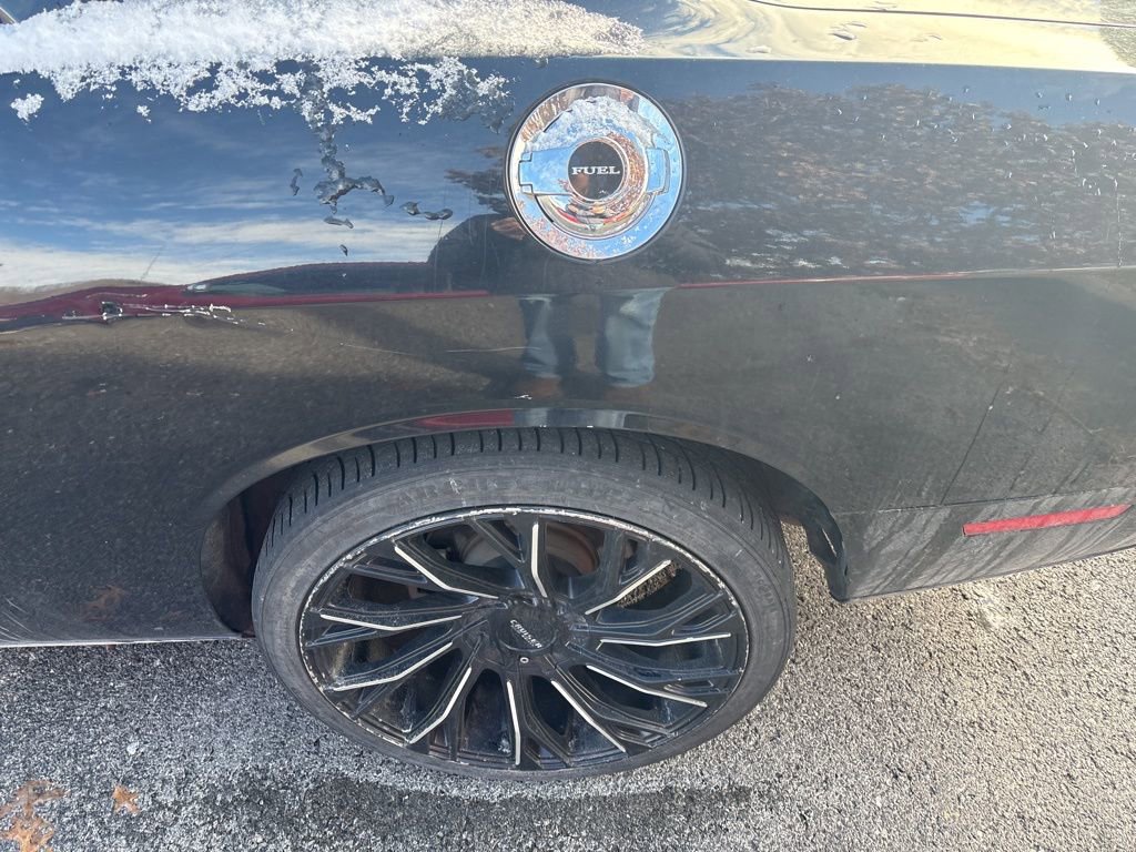 Used 2015 Dodge Challenger SXT w/ Super Sport Group (SS/T) image 7