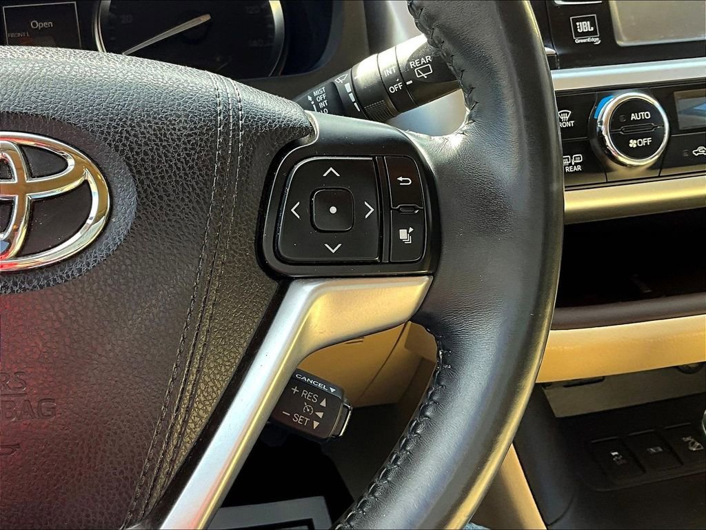 Used 2016 Toyota Highlander Limited w/ Protection Package #3 image 15