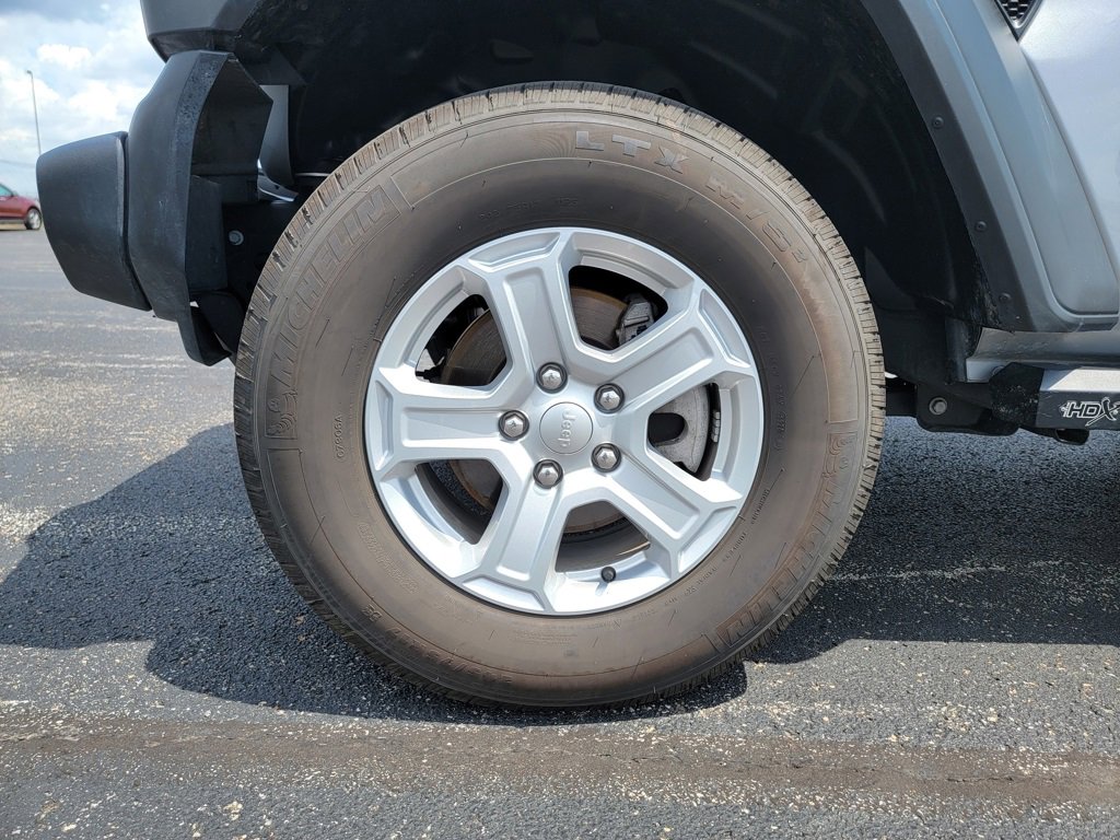 Used 2021 Jeep Wrangler Sport S image 17