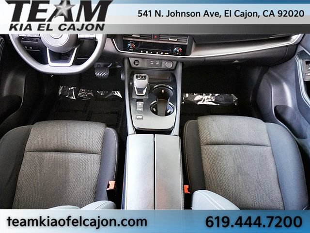 Used 2024 Nissan Rogue SV FWD image 20