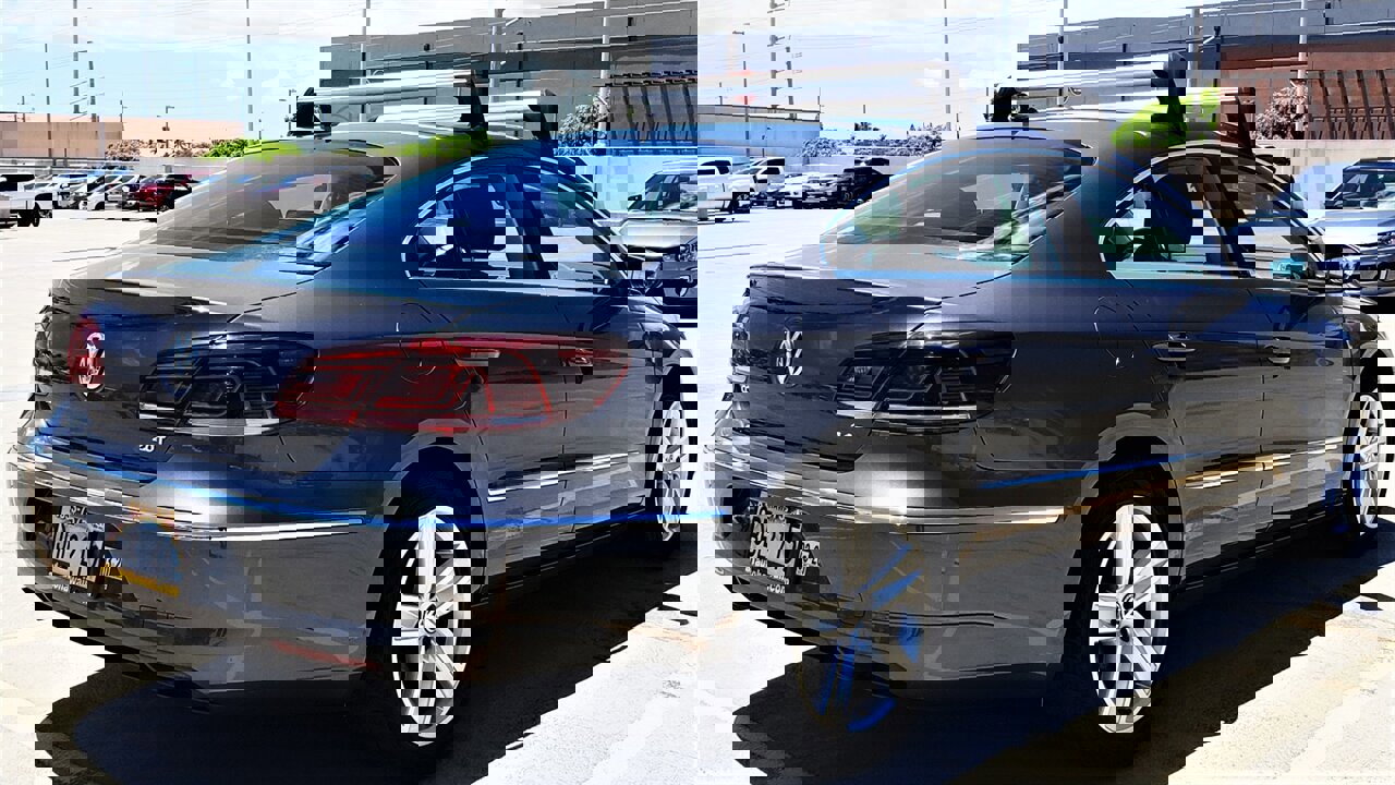 Used 2013 Volkswagen CC Sport image 6