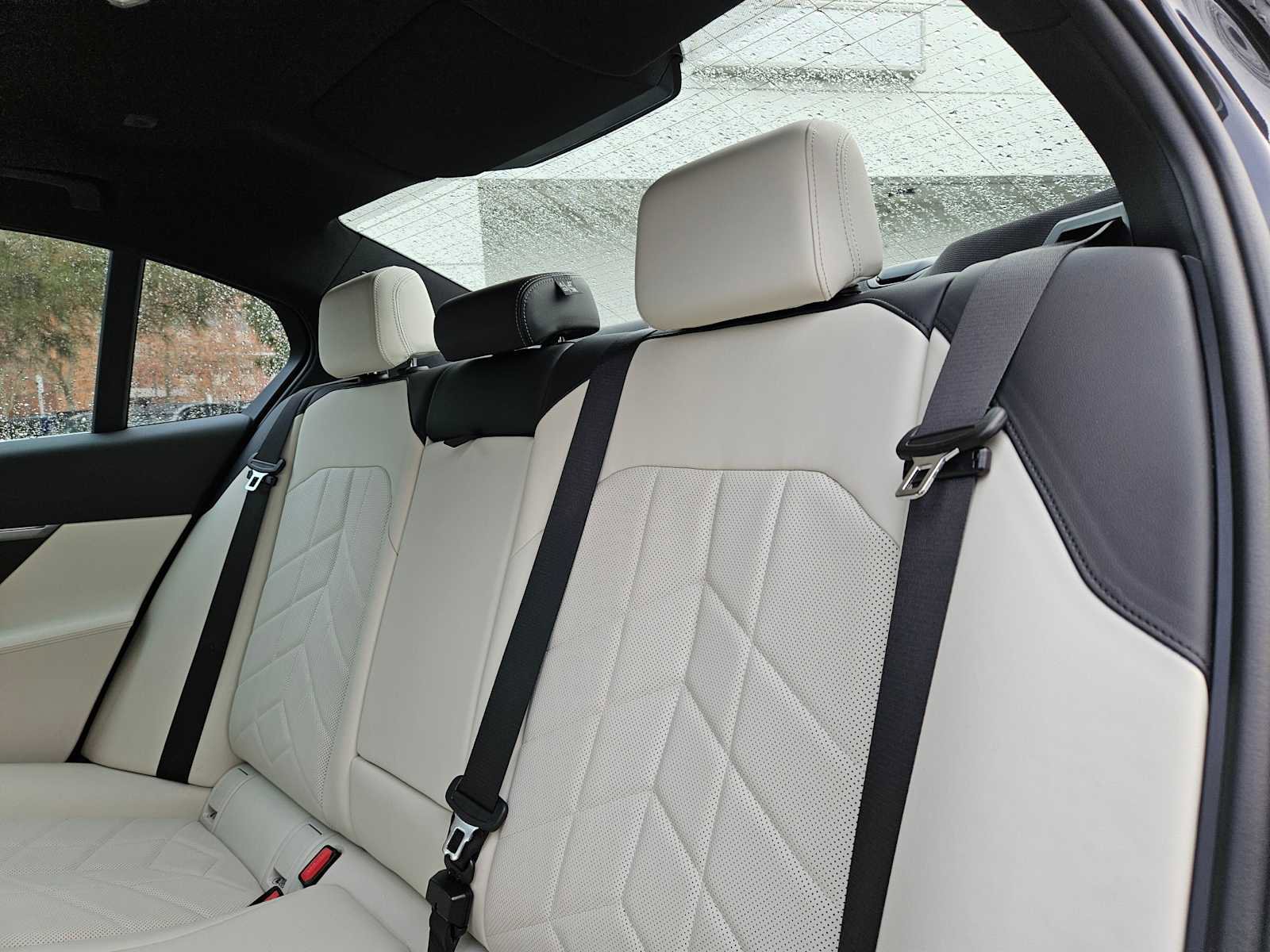 Used 2024 BMW 530i xDrive w/ Convenience Package image 42