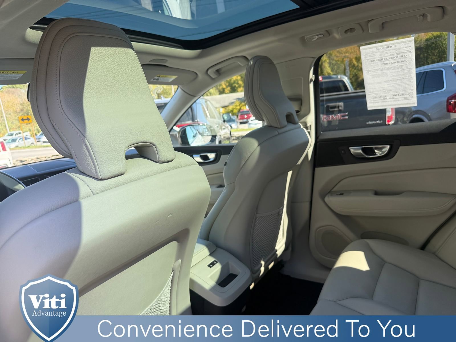 Certified 2023 Volvo XC60 B5 Plus w/ Climate Package image 19