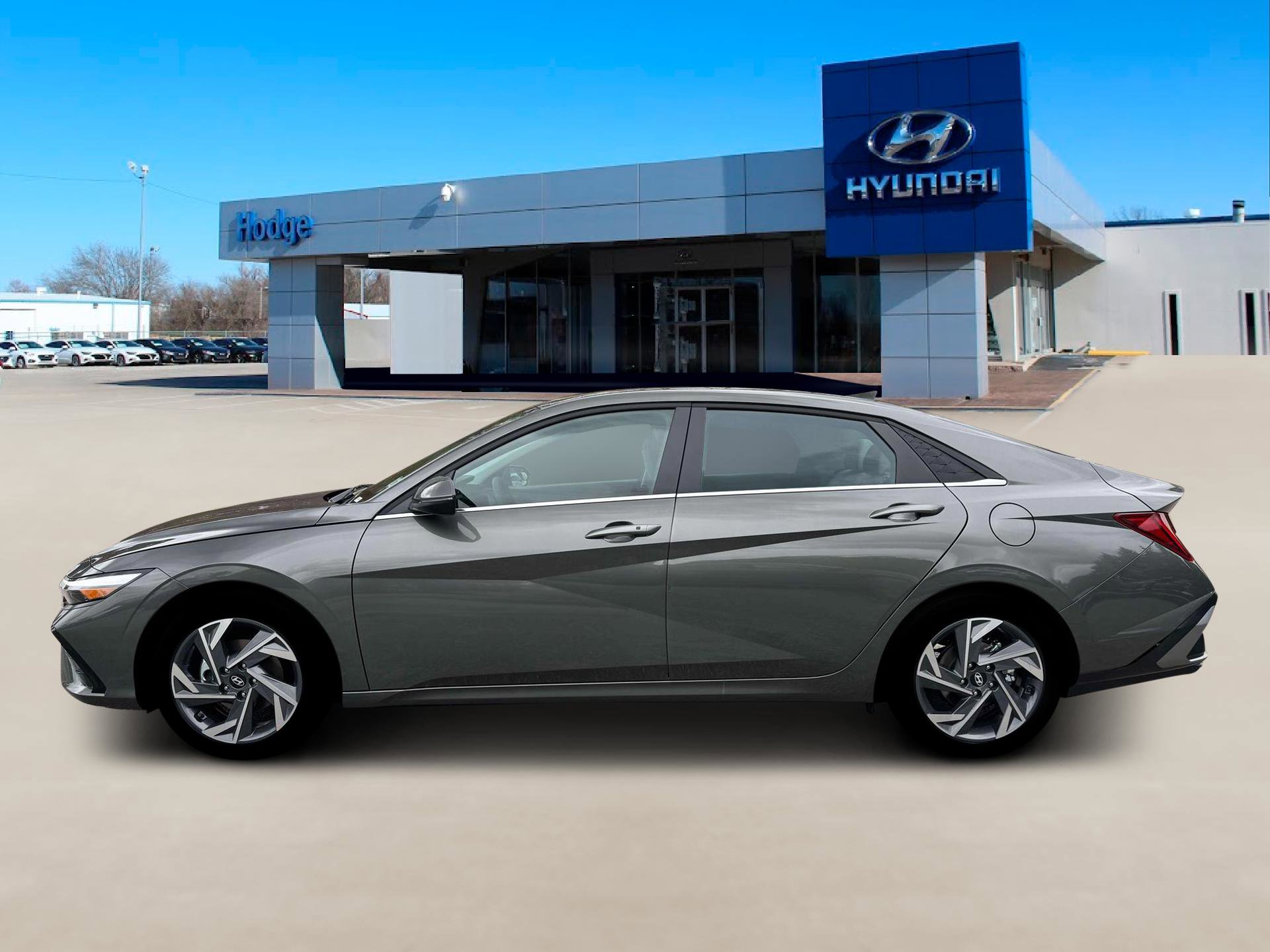 New 2026 Hyundai Elantra Limited image 3