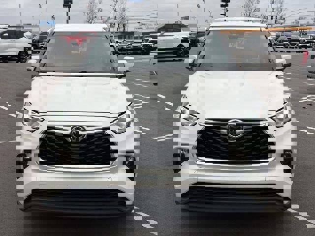 Used 2021 Toyota Highlander LE image 35