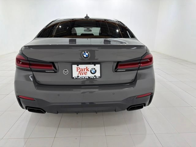 Used 2021 BMW M550i xDrive w/ Executive Package AWD/4WD image 4