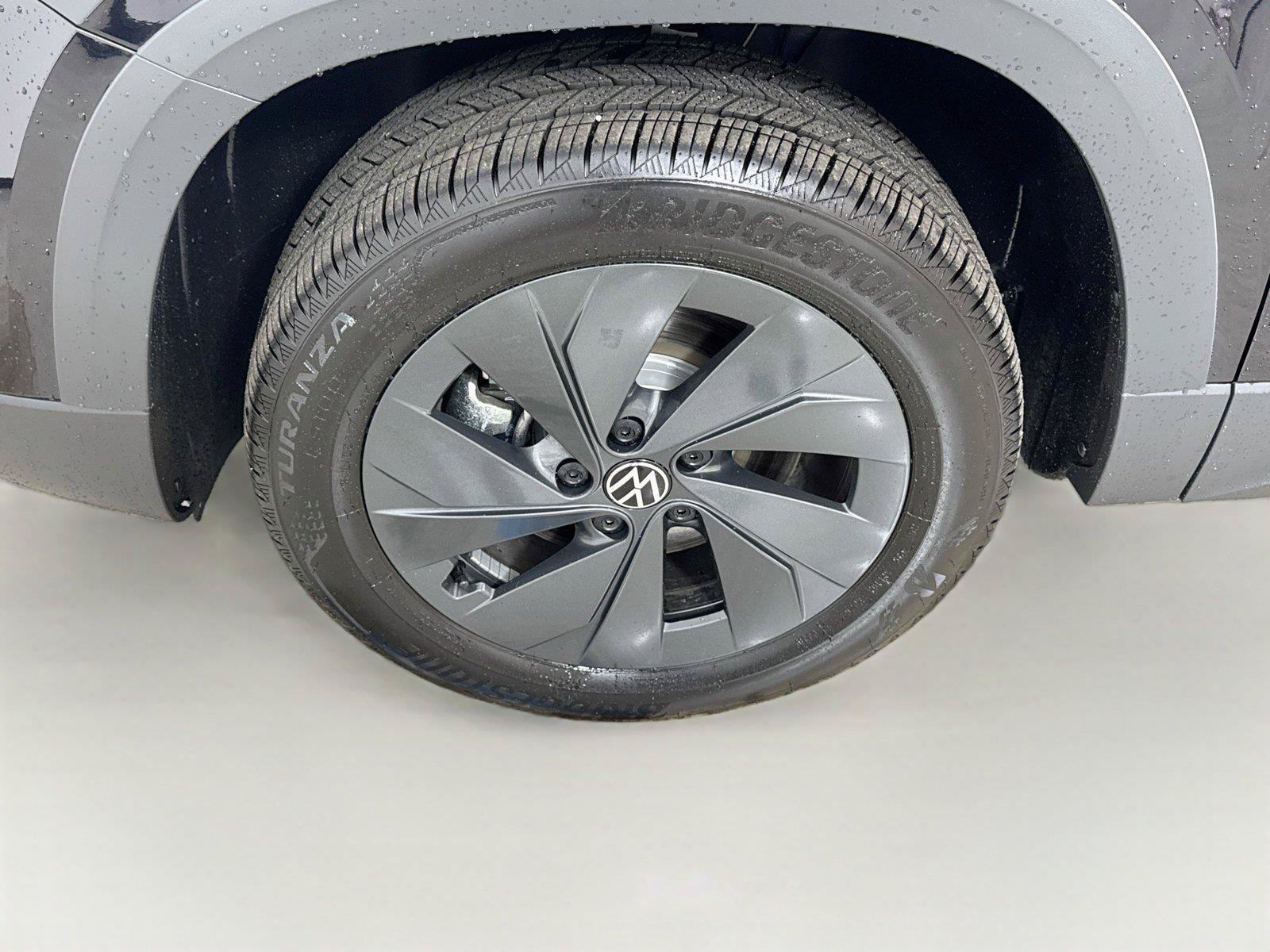 New 2027 Volkswagen Taos S FWD image 28