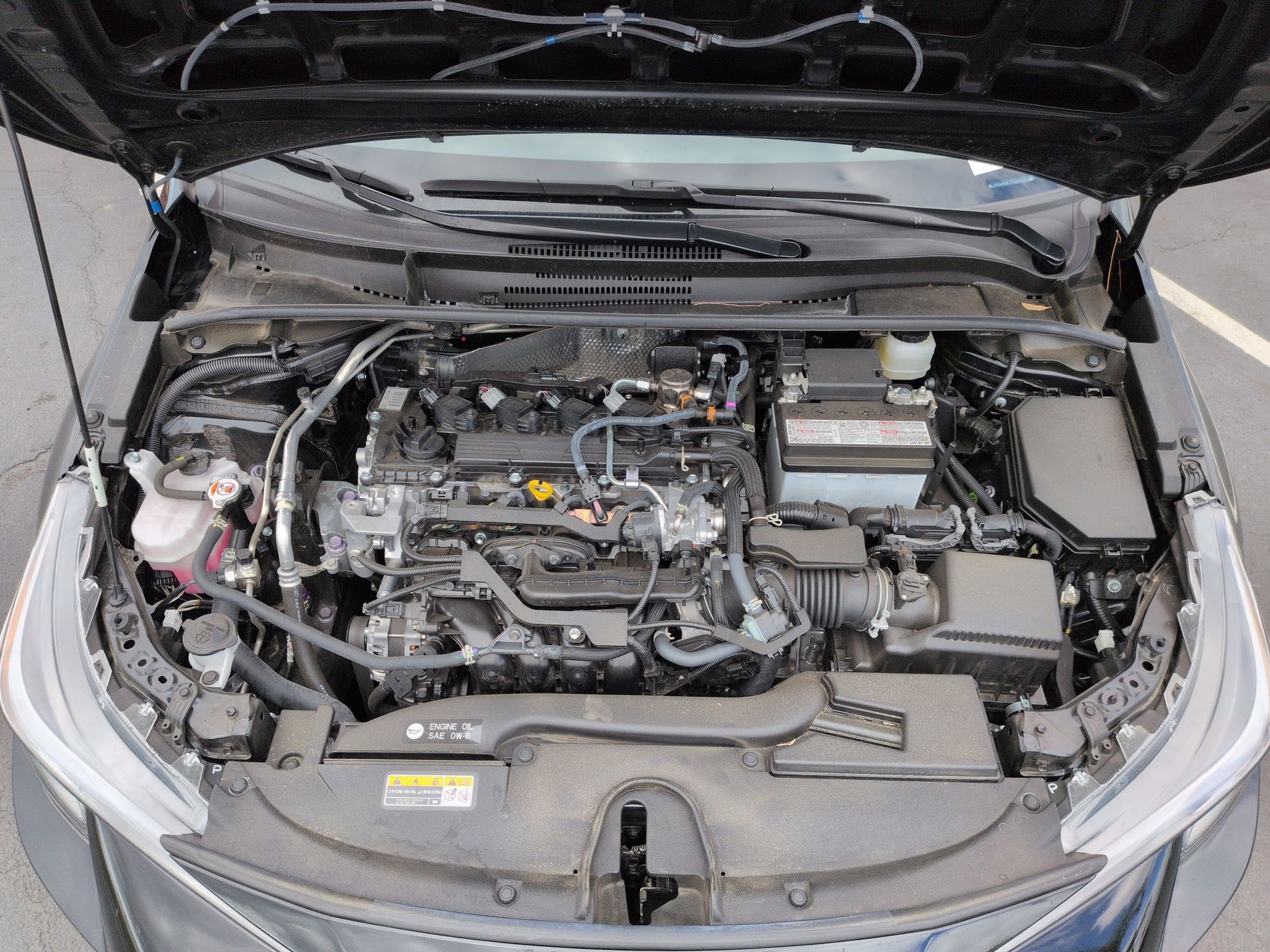 Used 2025 Toyota Corolla SE w/ SE Package FWD image 31