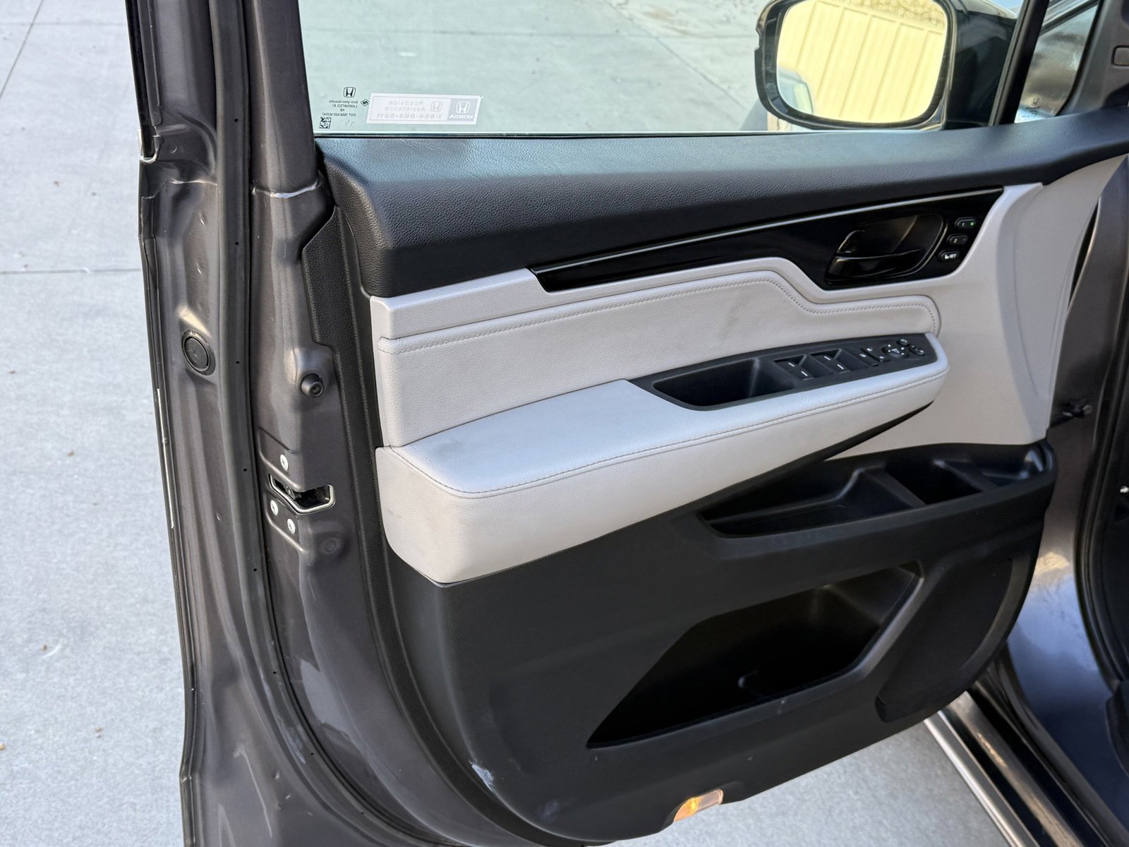 Used 2019 Honda Odyssey Elite image 19