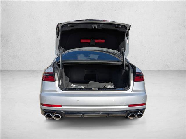Used 2025 Audi S8 image 6