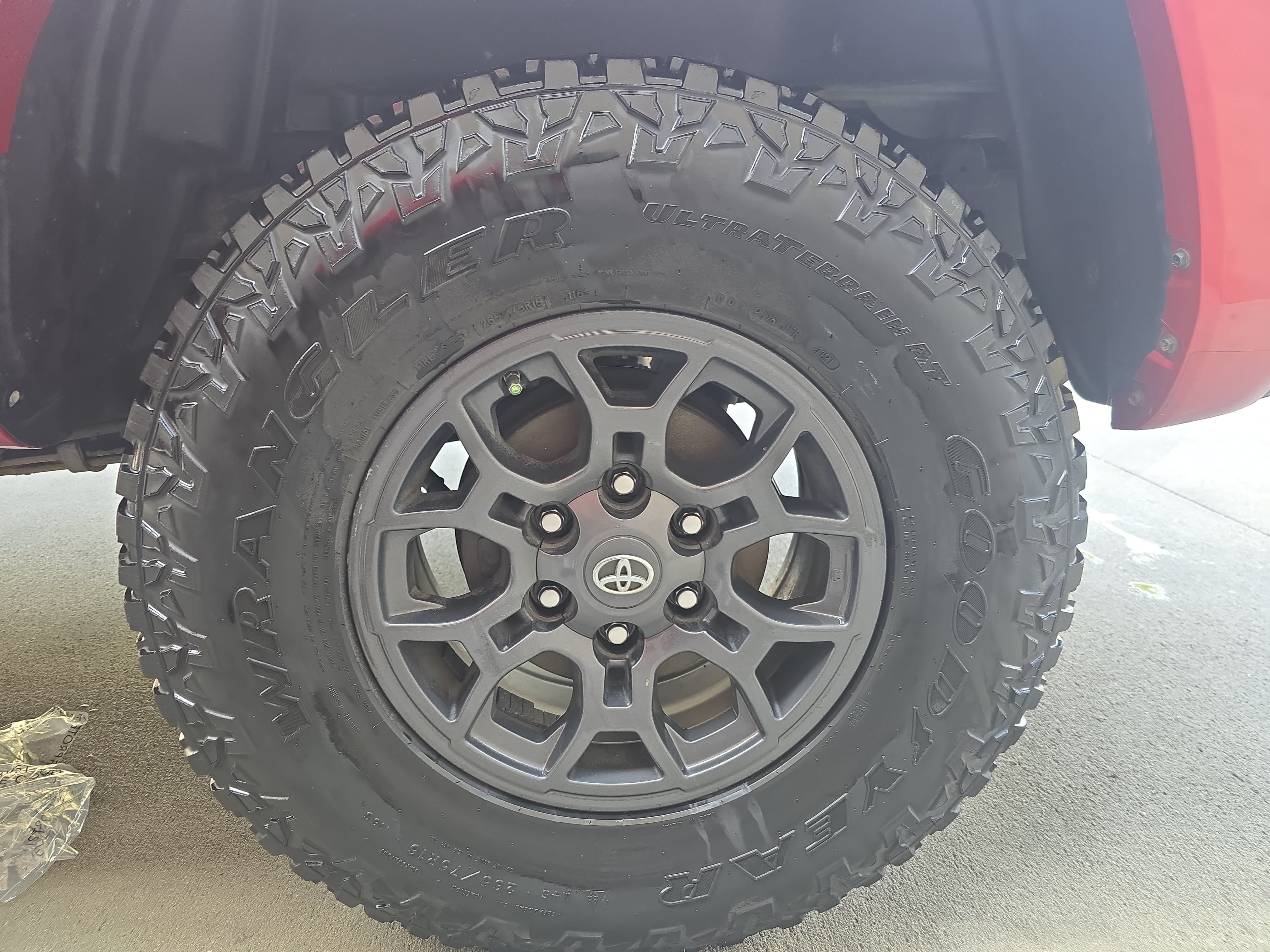 Used 2019 Toyota Tacoma SR5 RWD image 29