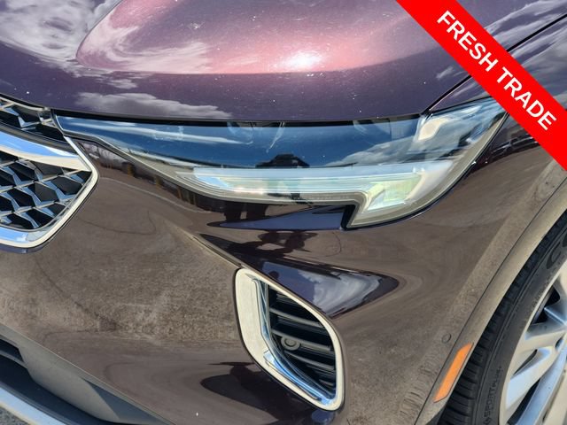 Used 2022 Buick Envision Avenir w/ Technology Package II FWD image 9