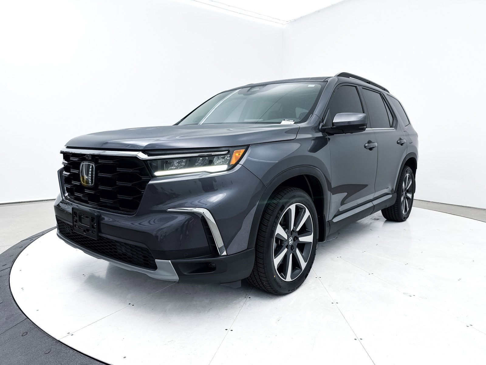 Used 2023 Honda Pilot Elite image 14