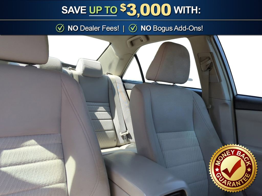 Used 2017 Toyota Camry LE image 23