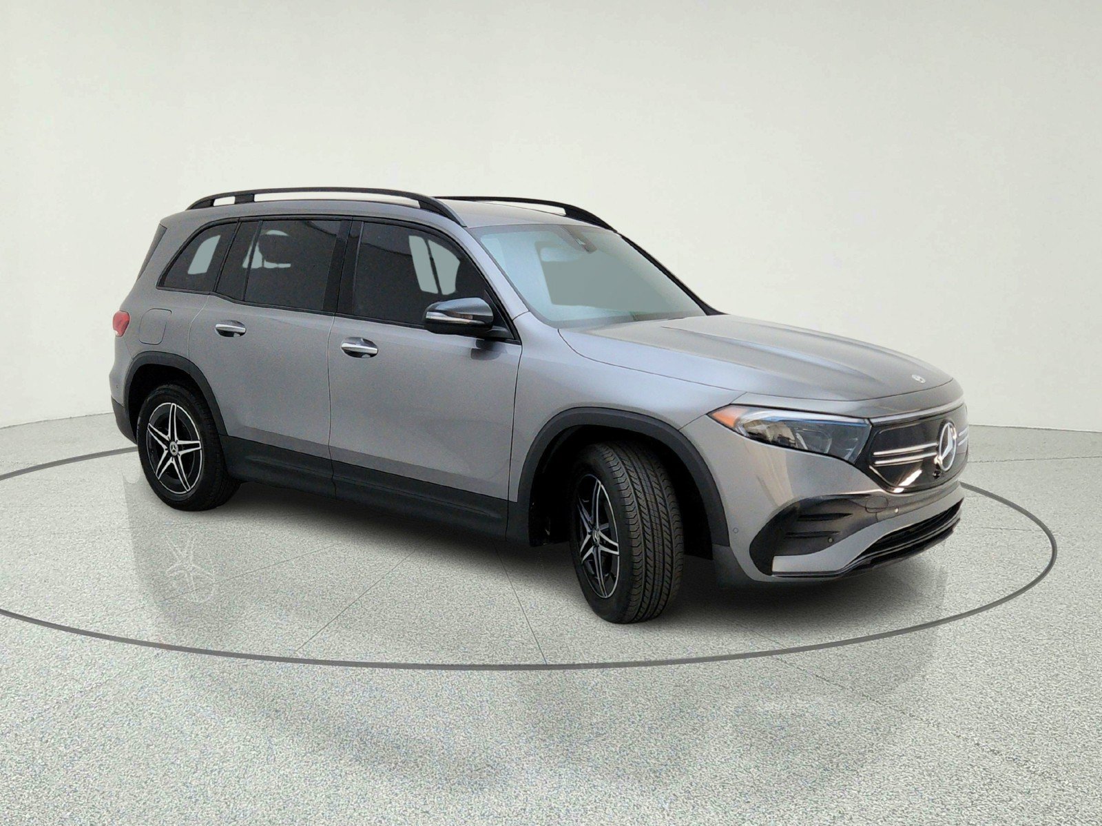 Certified 2023 Mercedes-Benz EQB 300 4MATIC image 5