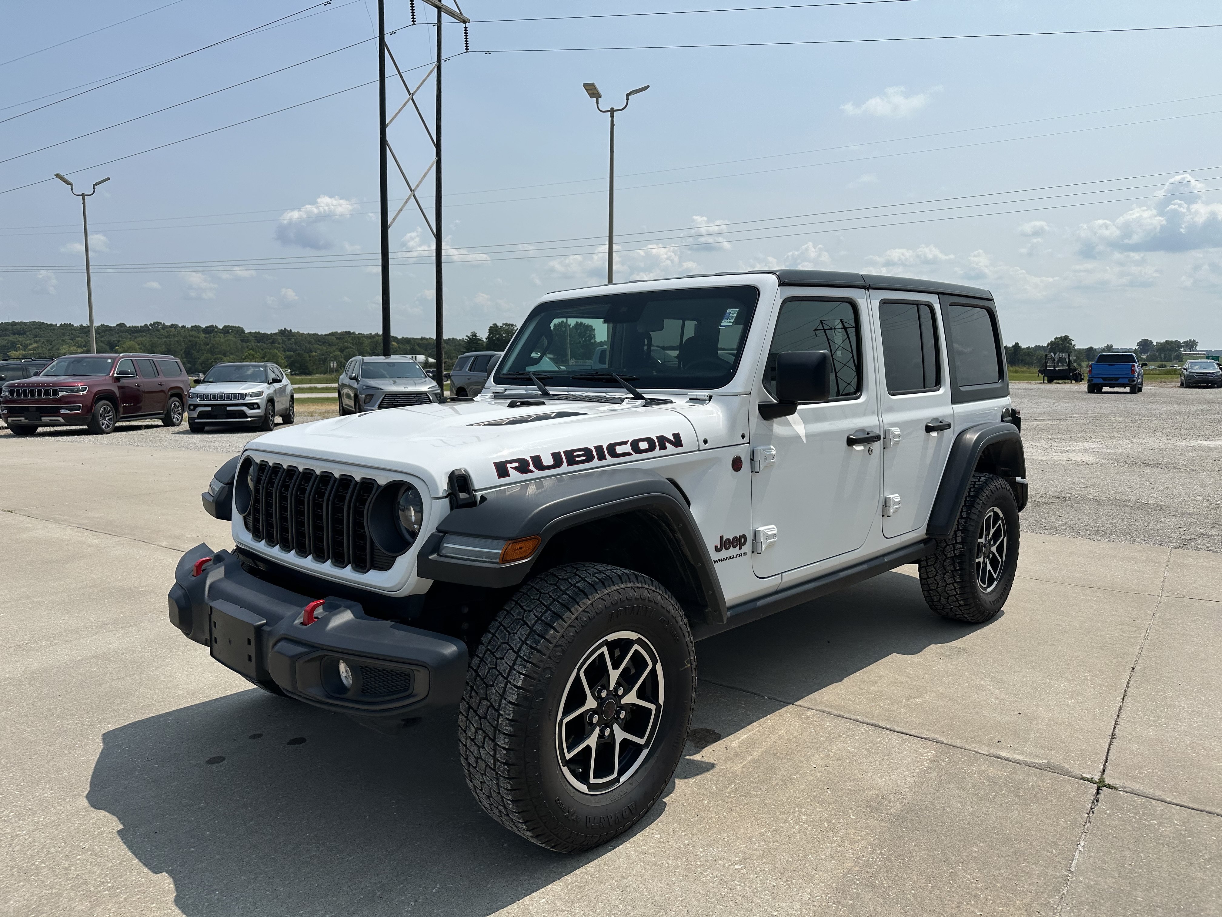 Used 2024 Jeep Wrangler Unlimited Rubicon AWD/4WD image 9