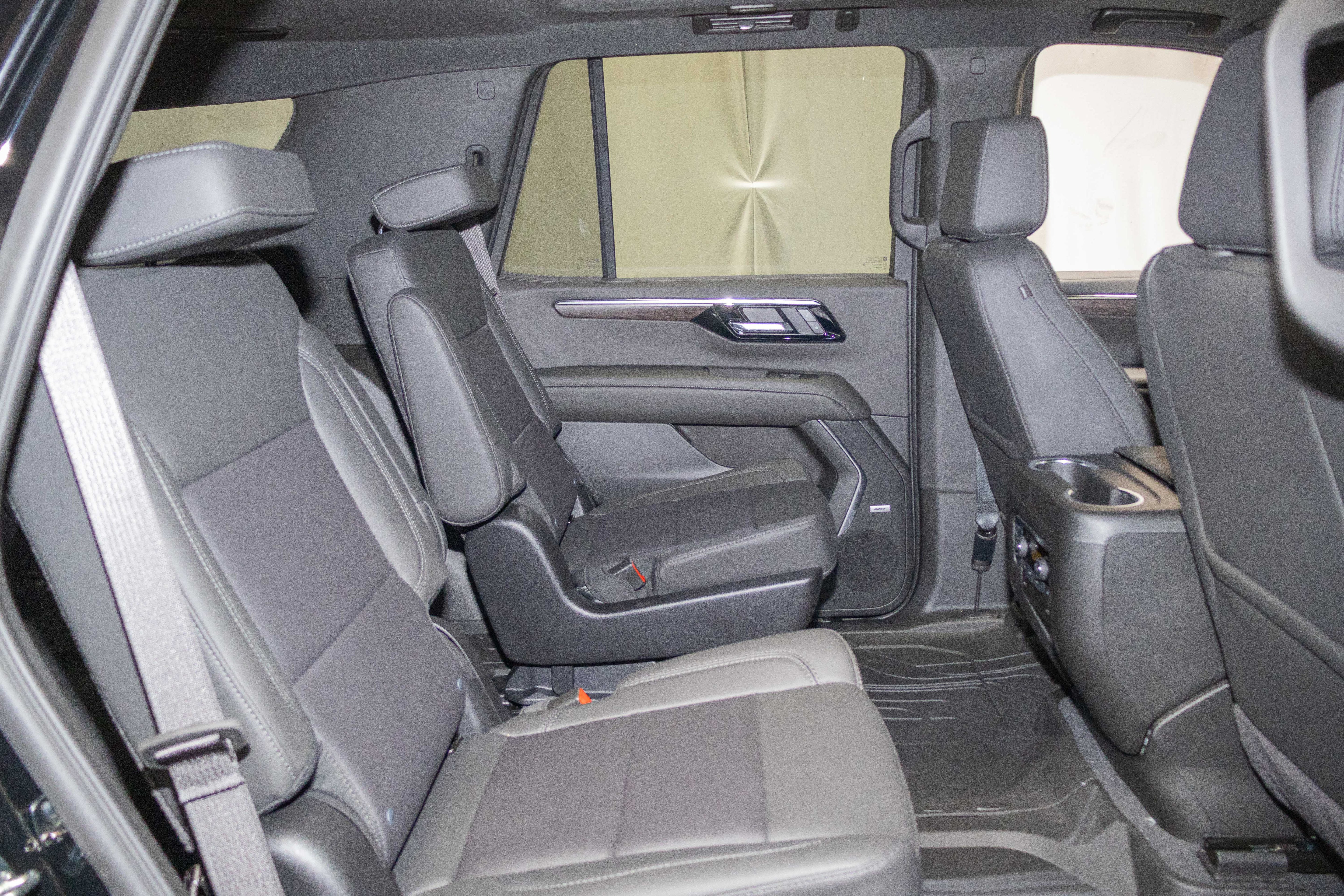 New 2026 Chevrolet Tahoe Z71 w/ Z71 Off-Road Package AWD/4WD image 12