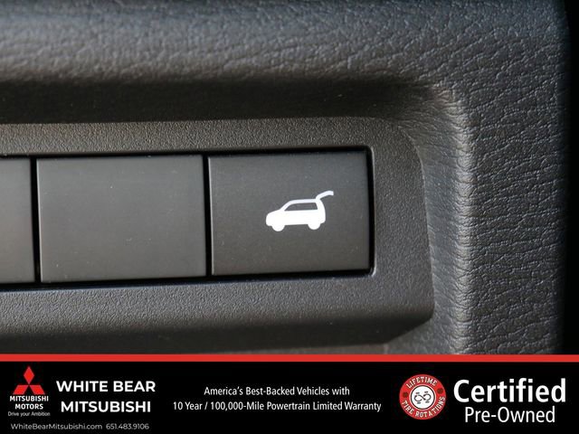 Used 2022 Mitsubishi Outlander SE AWD/4WD image 16