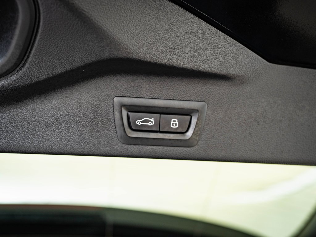 Certified 2024 BMW X5 xDrive50e w/ Executive Package image 21